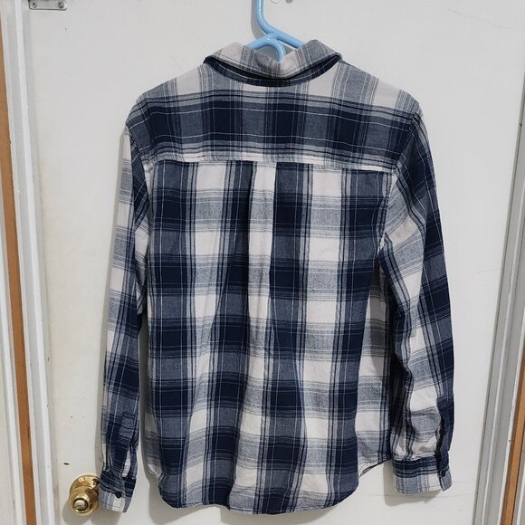 Time and Tru, Ladies Long Sleeve Shirt, Size XL (16-18) - Picture 2 of 6
